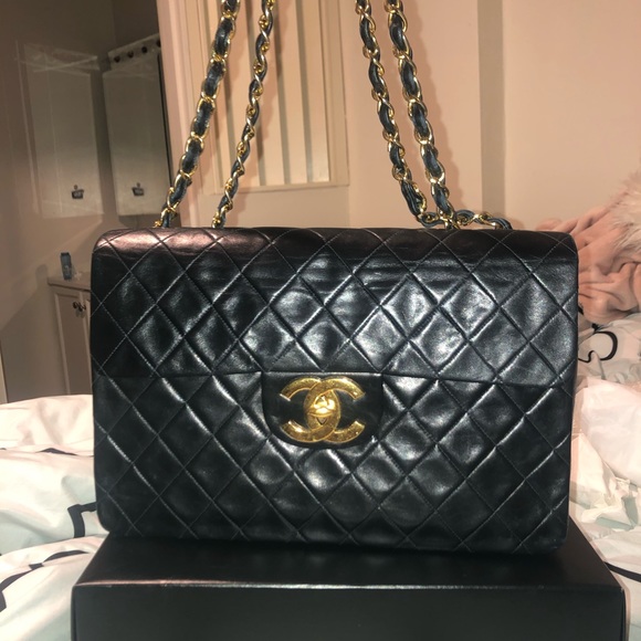 chanel classic quilted handbag